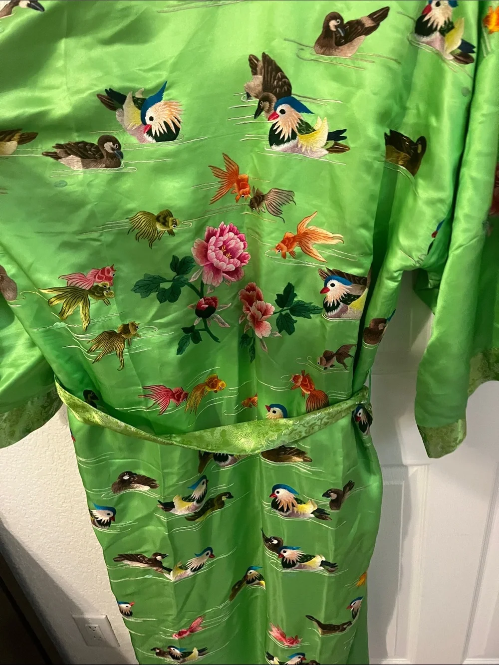 Green Embroidered Silk Kimono Robe